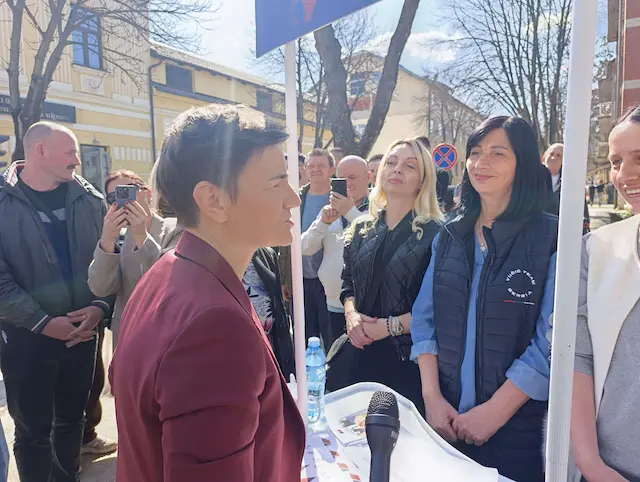 Brnabić posetila Bajinu Baštu:Susret sa građanima i partijskim članstvom